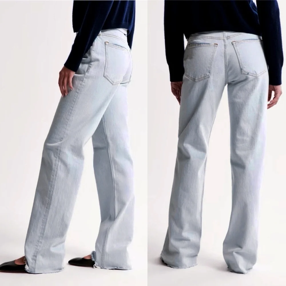 ABERCROMBIE The Baggy Low Rise Jean in Light Blue 28/6R